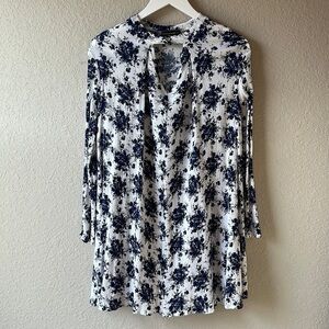 Lila Clothing Co Floral Tunic Top